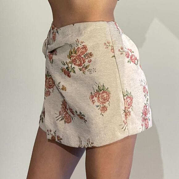Beige Floral Skort - Picture 2 of 5